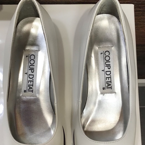 NWOT 80s Vintage Leather Ballet Flat Slip on Shoe Capped Toe White SZ 6 - Picture 10 of 16